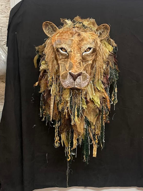 "Water for Elephants" Lion